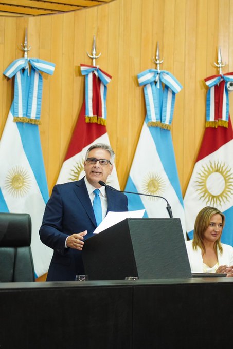 Llaryora Prunotto legis